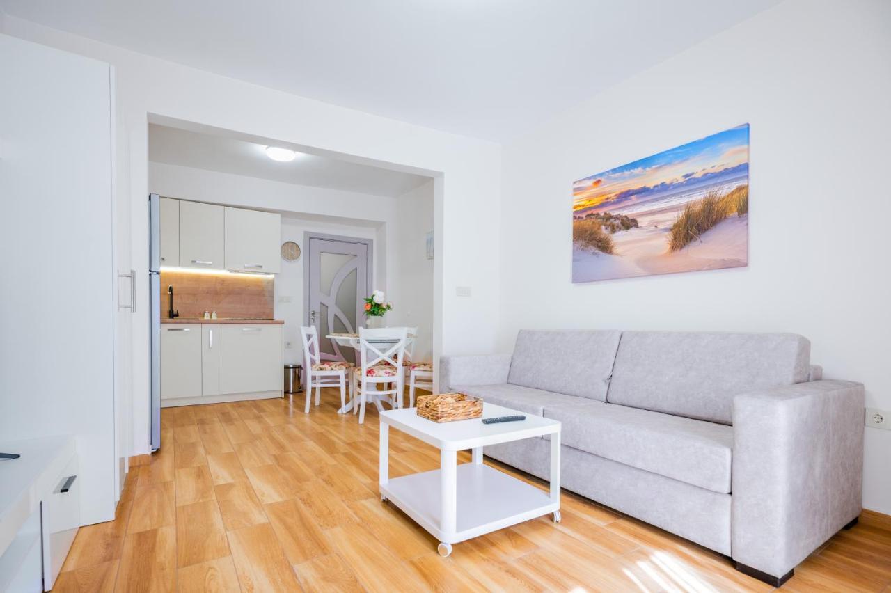 1bd Elegance On Vasil Levski Boulevard *